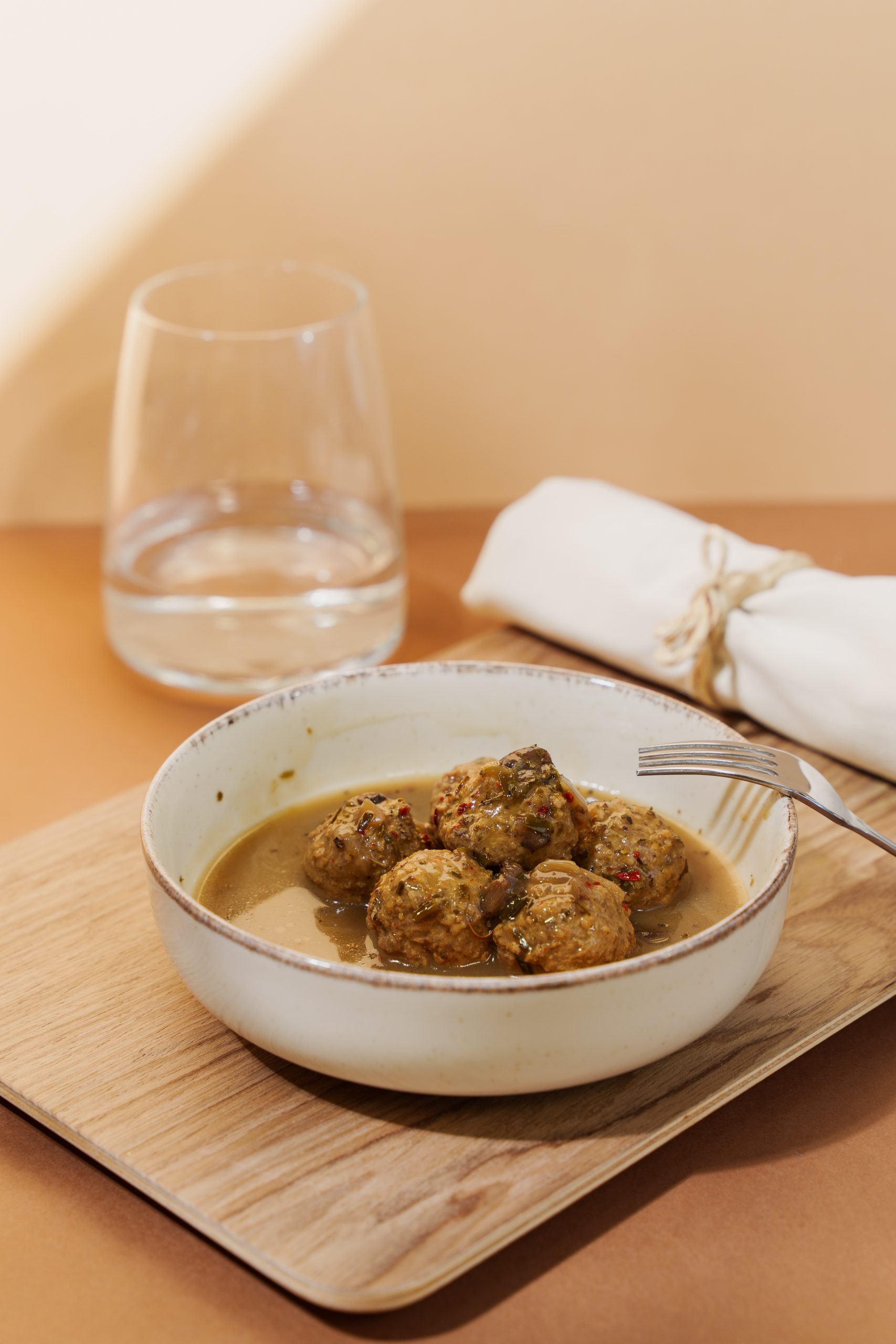 Almondegas cogumelos - Lev