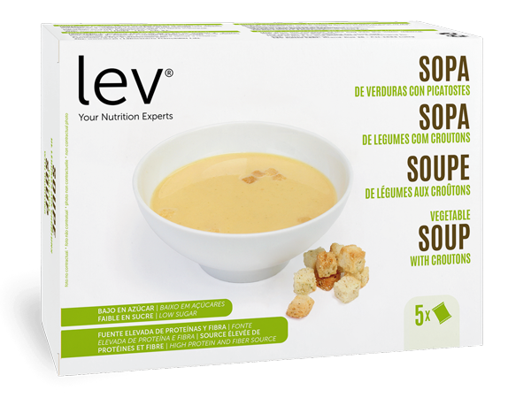 Sopa de legumes com croutons pronta a consumir