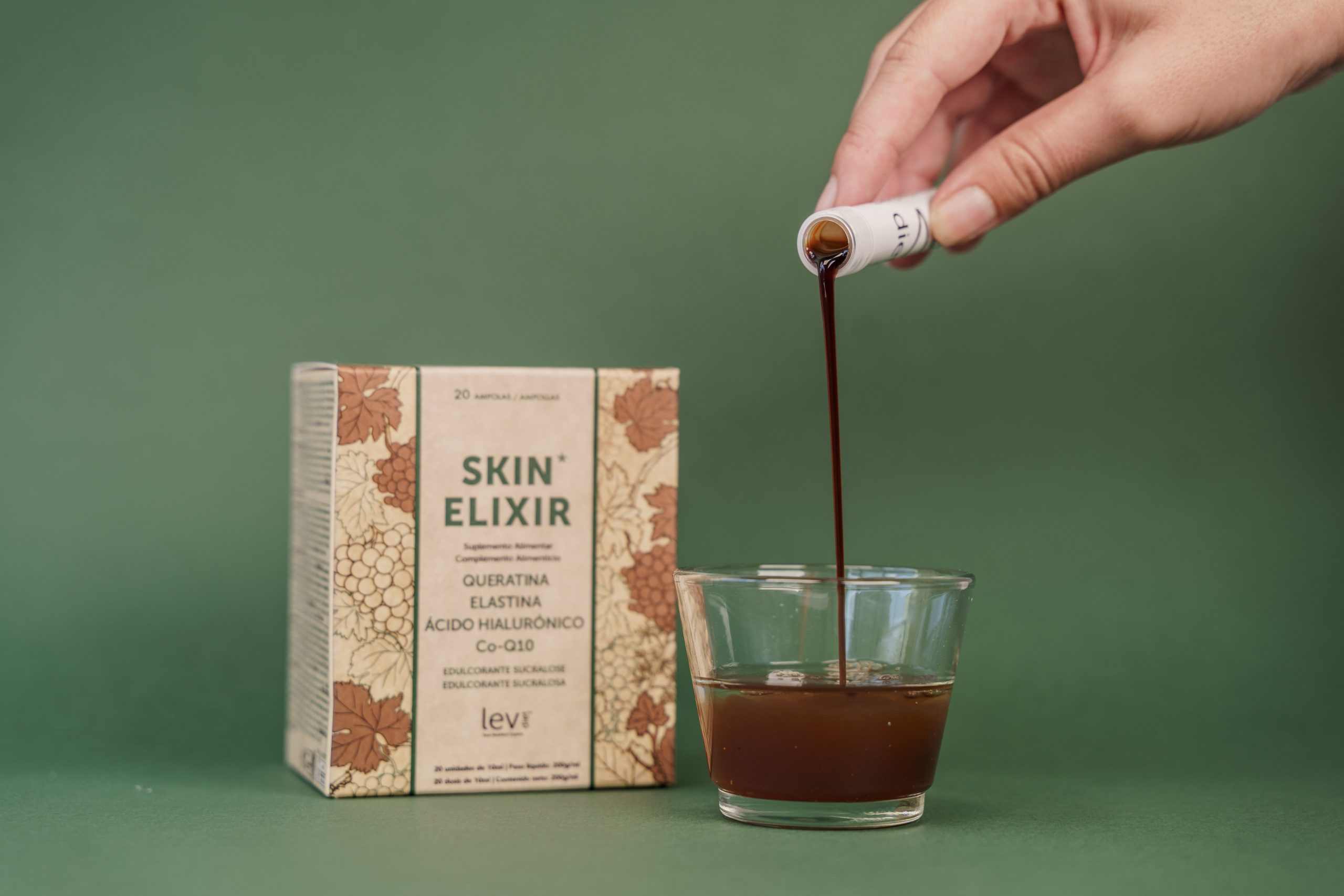 Skin Elixir: suplemento natural à base de plantas. Ideal para a pele e combater a queda de cabelo