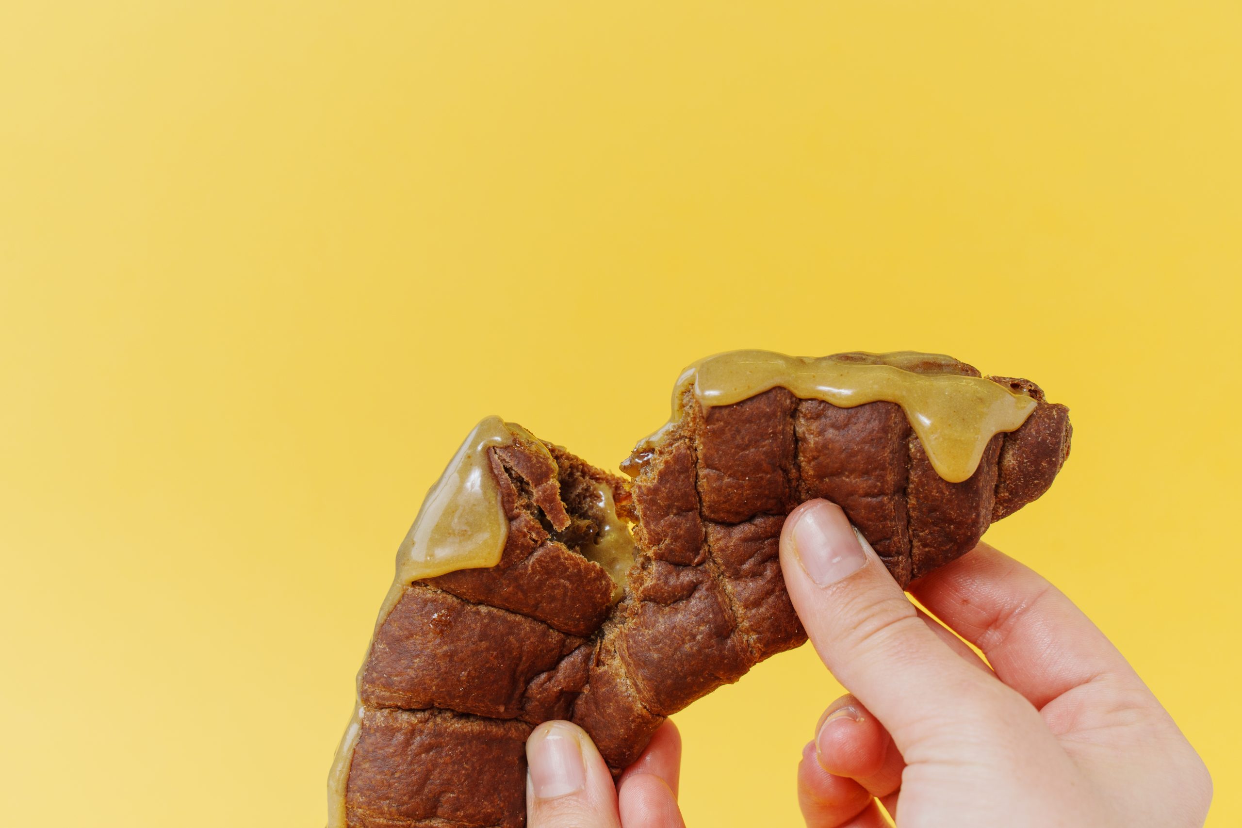 Croissant de cacau com manteiga de amendoim - versão saudável sem açúcares adicionados